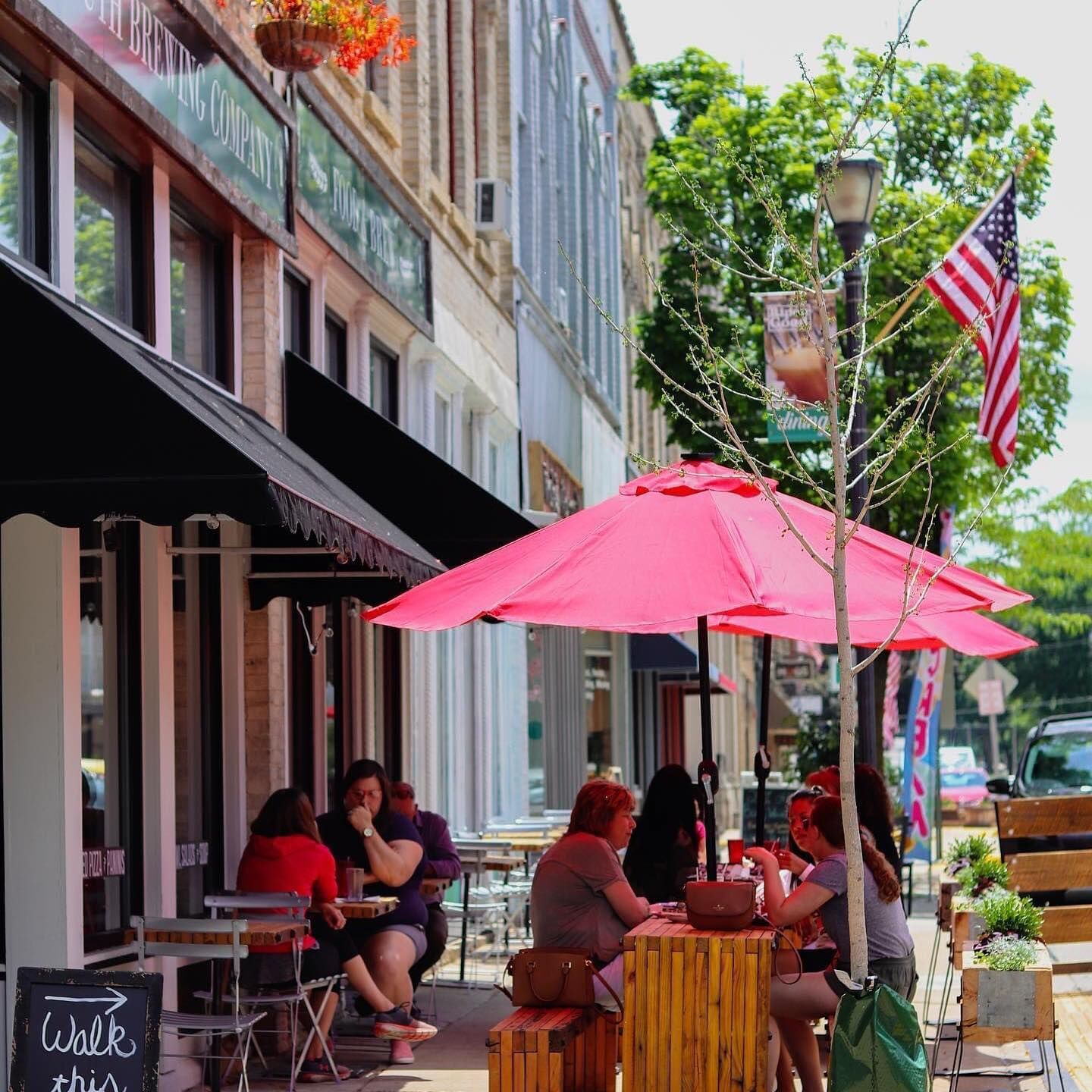 Knuth Outdoor Seating